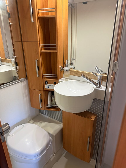 Hymer B614 7 of 7