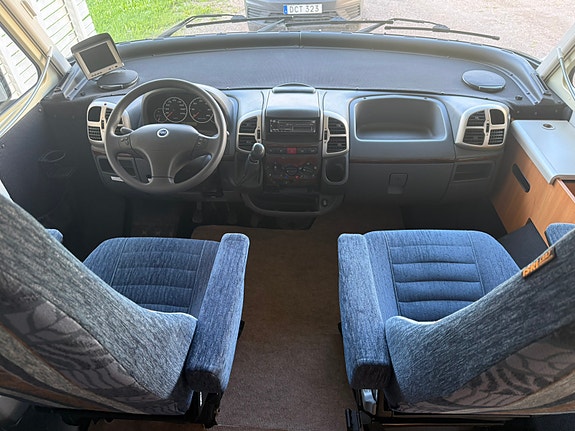 Hymer B614 5 of 7