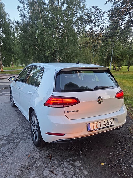 Volkswagen Golf VII 3 of 5