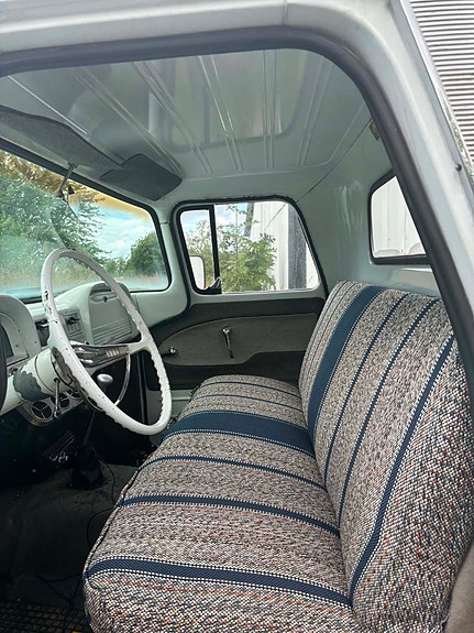 Chevrolet Regular Cab 5 of 5