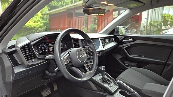 Audi A1 3 of 5