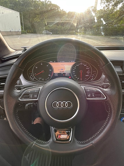 Audi A7 12 of 30