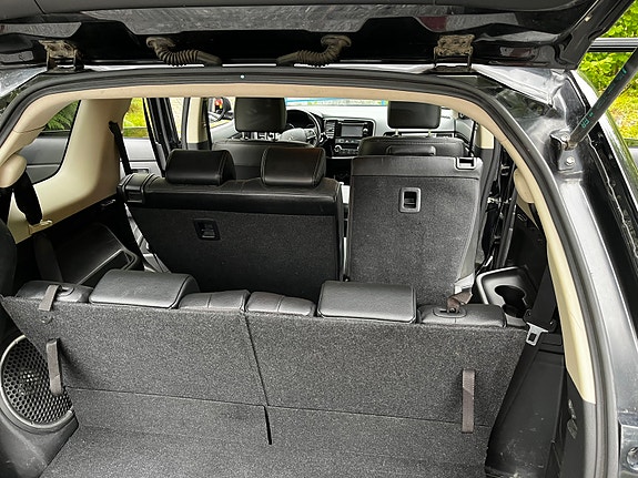 Mitsubishi Outlander 4 of 5