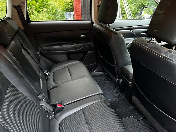 Mitsubishi Outlander 5 of 5