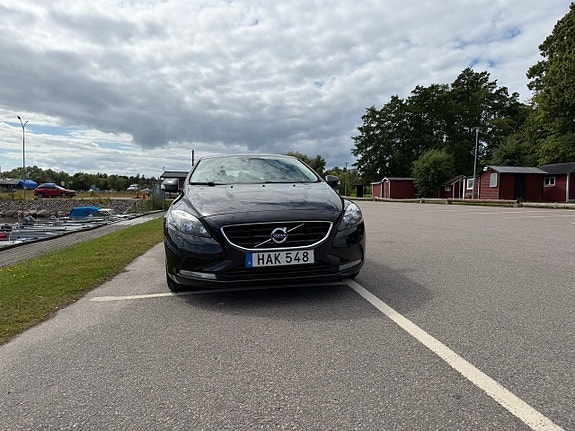 Volvo V40 4 of 20