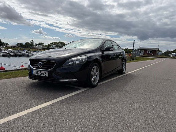 Volvo V40 3 of 20