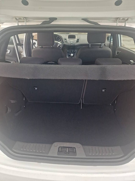 Ford Fiesta 15 of 16