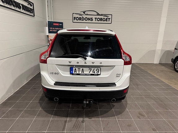 Volvo XC60 9 of 23