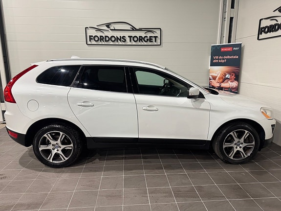 Volvo XC60 6 of 23