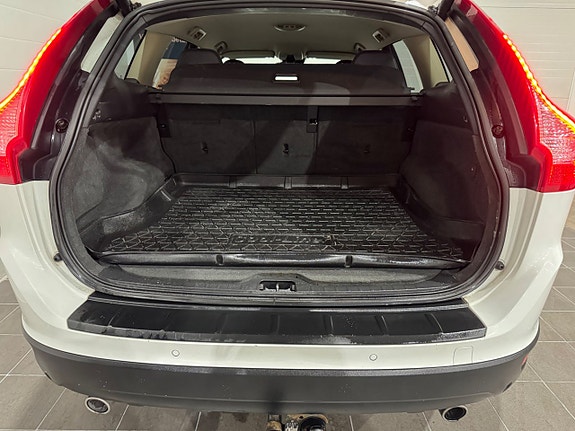 Volvo XC60 21 of 23