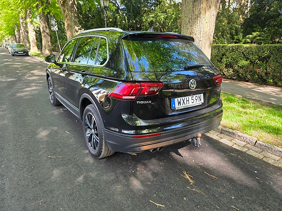 Volkswagen Tiguan 10 of 15