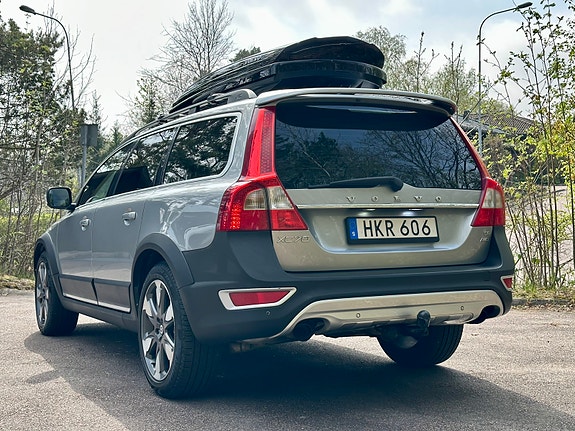 Volvo XC70 4 of 5