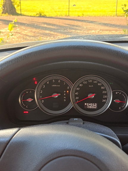 Subaru Legacy 2 of 8