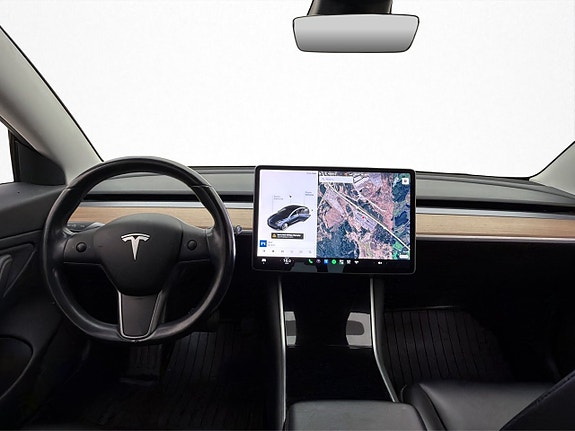 Tesla Model 3 13 of 30