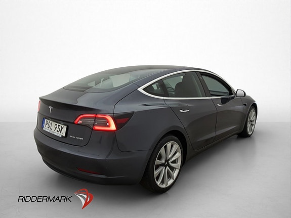 Tesla Model 3 9 of 30