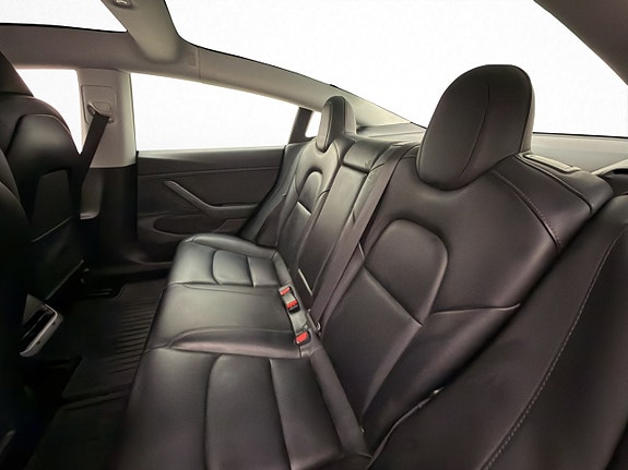 Tesla Model 3 17 of 30