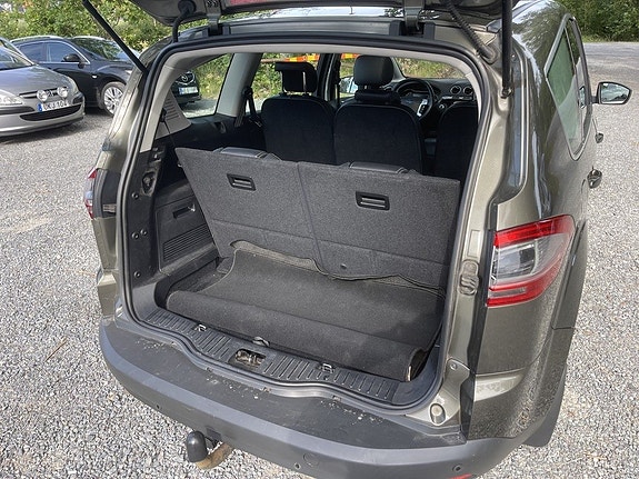 Ford S-MAX 22 of 28