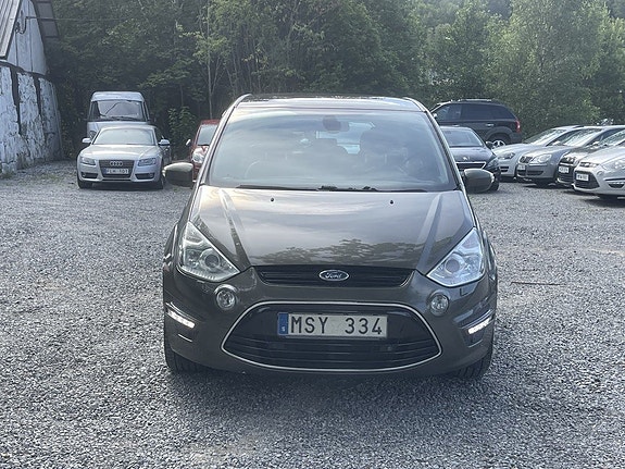 Ford S-MAX 7 of 28