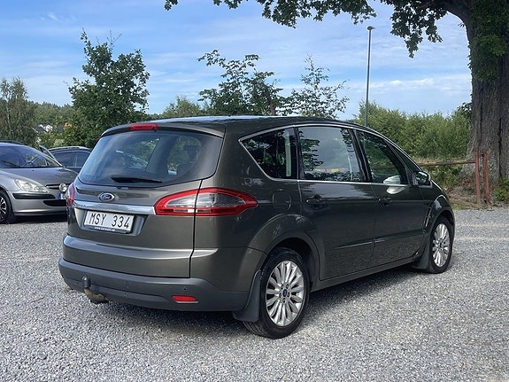 Ford S-MAX 3 of 28