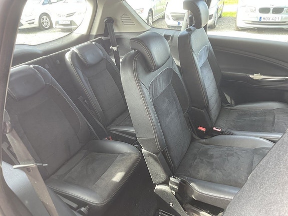 Ford S-MAX 19 of 28