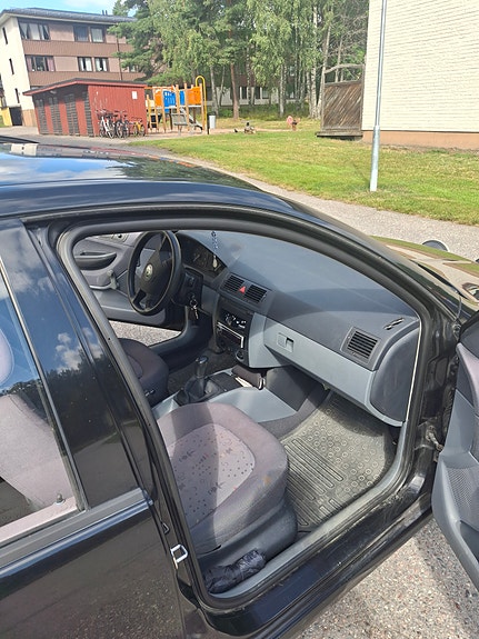 Skoda Fabia 6 of 6