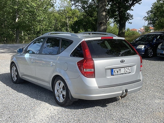 Kia Ceed 3 of 5
