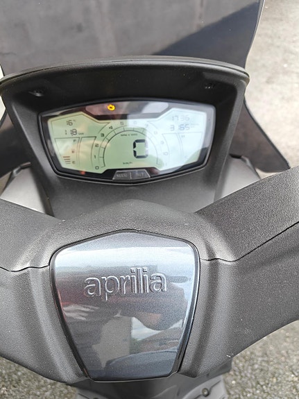 Aprilia SXR 50 4 of 4