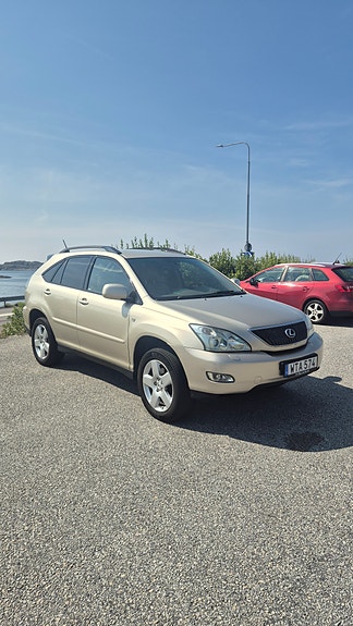 Lexus RX300 7 of 17