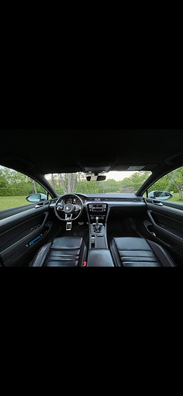 Volkswagen Passat 8 of 12