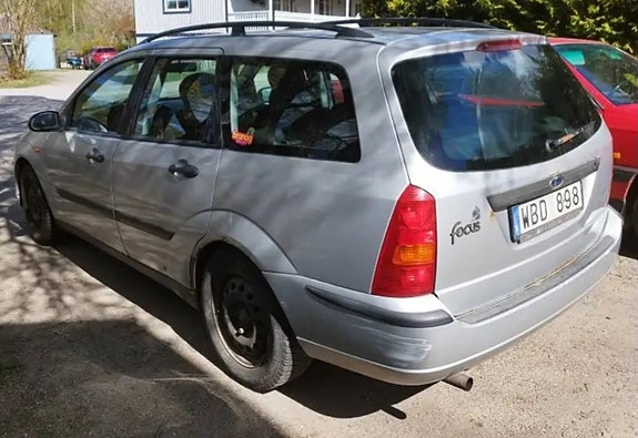 Ford Focus 5 of 5