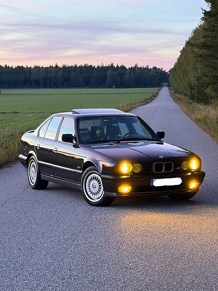 BMW M5 9 of 9