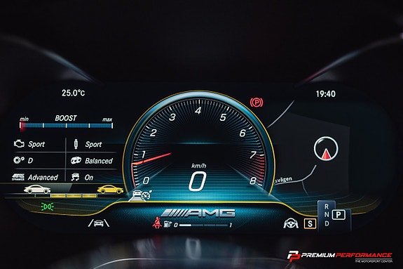Mercedes-Benz C63 18 of 30