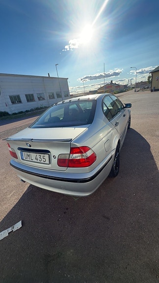BMW 316i 3 of 5