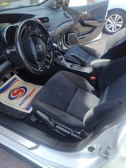 Honda Civic 14 of 25