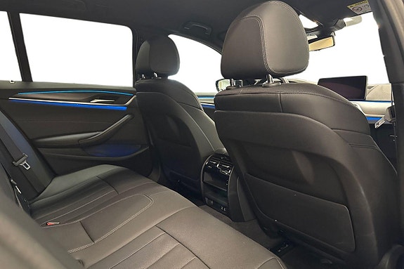 BMW 530e 7 of 18