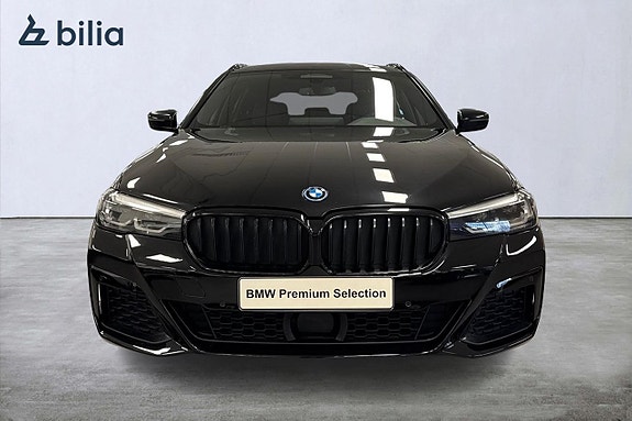 BMW 530e 5 of 18