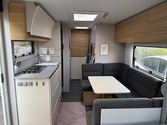 Adria Adora 573PT årsmodell 2021 – Mover, Cityvatten, Pluspaket & fuktgaranti 3 of 18