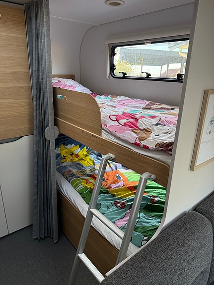 Adria Adora 573PT årsmodell 2021 – Mover, Cityvatten, Pluspaket & fuktgaranti 2 of 18