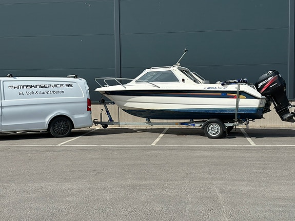 Bella HT 561, Mercury 90Hk 4-takt årgång 2004 2 of 5