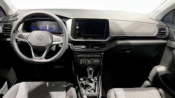 Volkswagen T-Cross 10 of 13