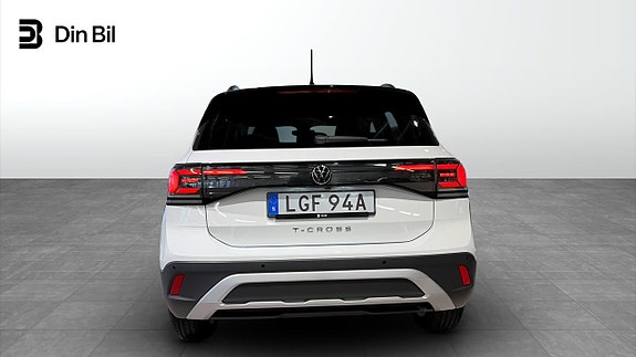 Volkswagen T-Cross 5 of 13
