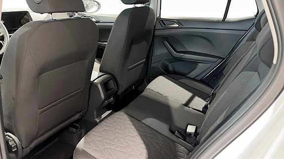 Volkswagen T-Cross 12 of 13