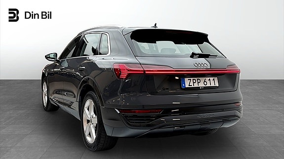 Audi Q8 e-tron 2 of 15