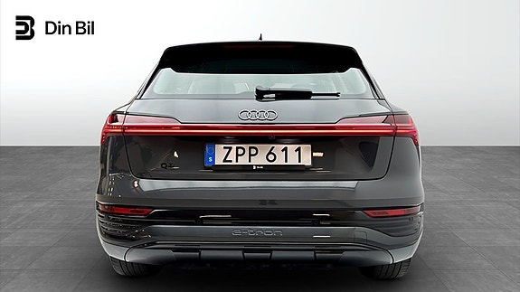 Audi Q8 e-tron 5 of 15