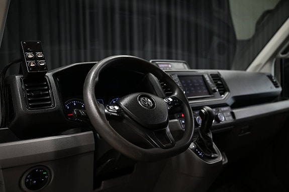 Volkswagen Crafter 30 of 30