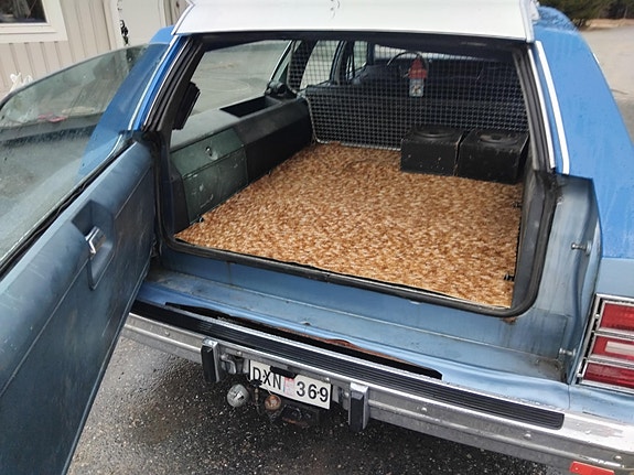 Chevrolet Caprice 12 of 16