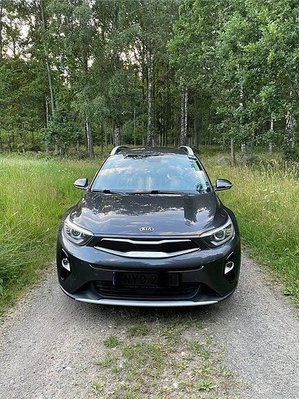 Kia Stonic 2 of 6