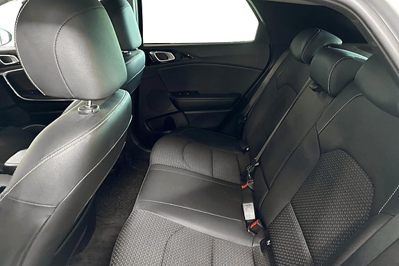 Kia XCeed 11 of 23