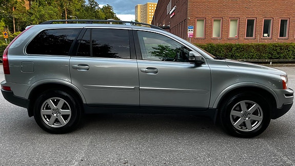 Volvo XC90 5 of 5