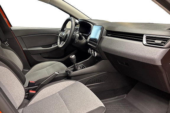 Renault Clio 10 of 19
